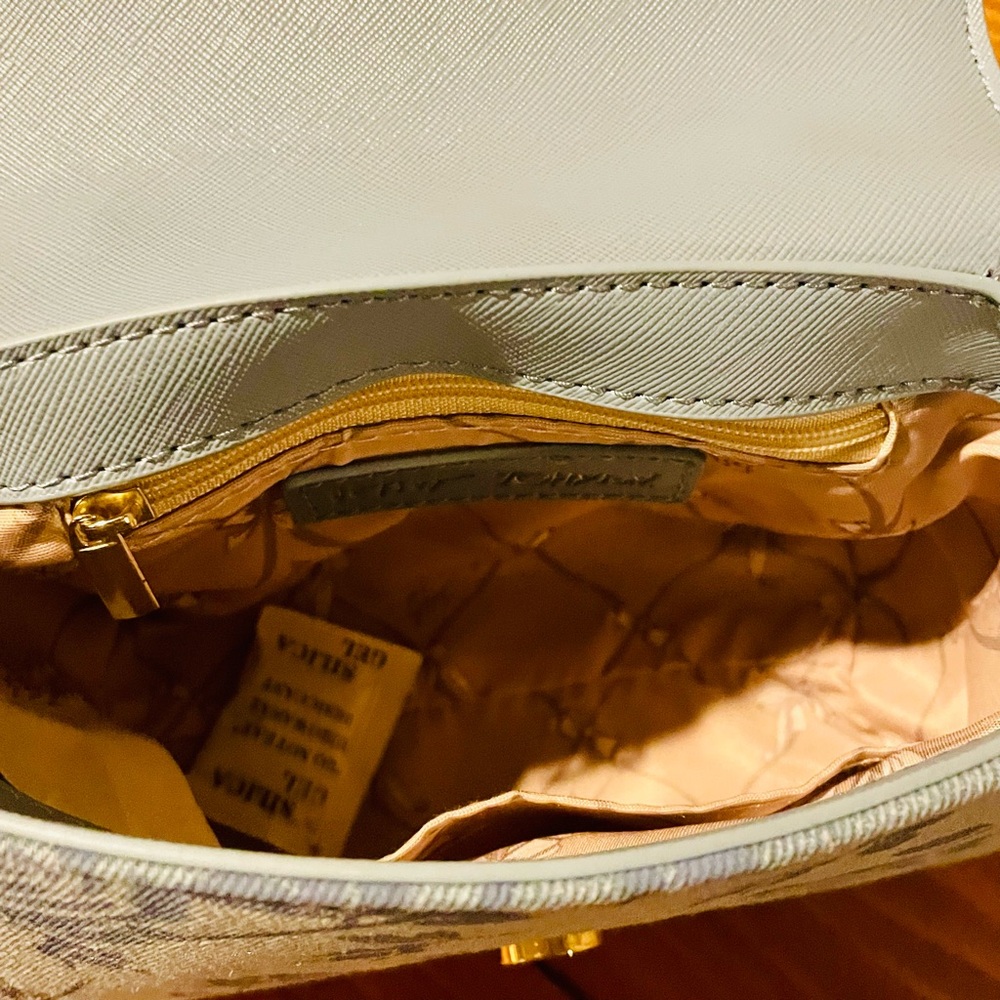 Betsey Johnson Blue DENIM Floral Crossbody Bag with Gold Bow, NWT - Picture 14 of 16